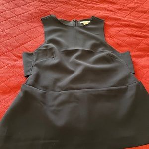 Side cutout, peplum-ish top